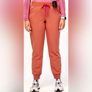 Figs Zamora Jogger Scrub Pants in Terracotta Size M/P (Medium, PETITE LENGTH)
